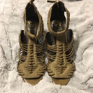 BN Vince Camuto Unique Olive Green Leather…
